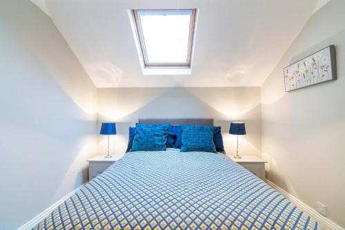 Modern Living 2 Bedroom Apartment South Wilmslow - image 12