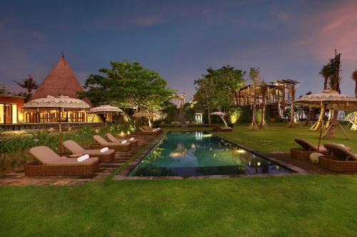 Garden, WakaGangga Hotel in Tanah Lot