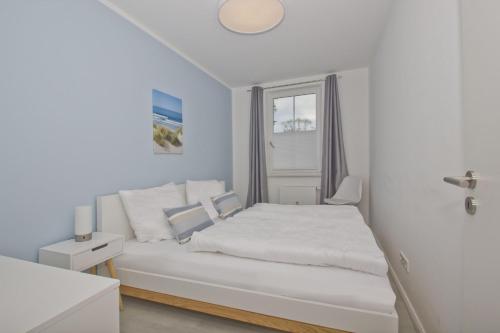 Apartment with Terrace image 9