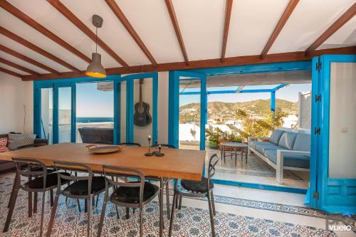 The Blue House - image 5