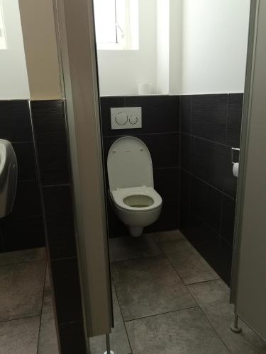 MAC City Hostel - image 13