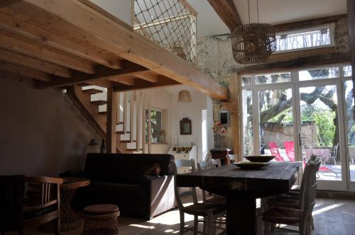 VILLA VILLOU in Романеш-Торон