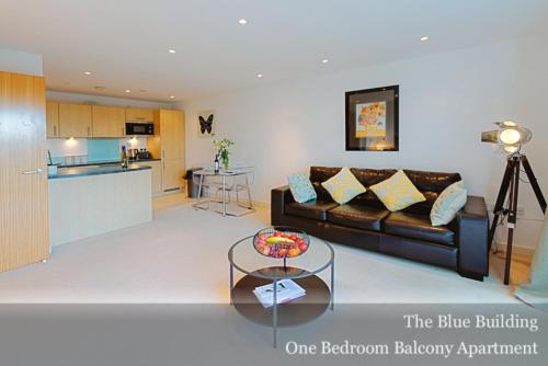 One-Bedroom Apartment with Balcony image 4