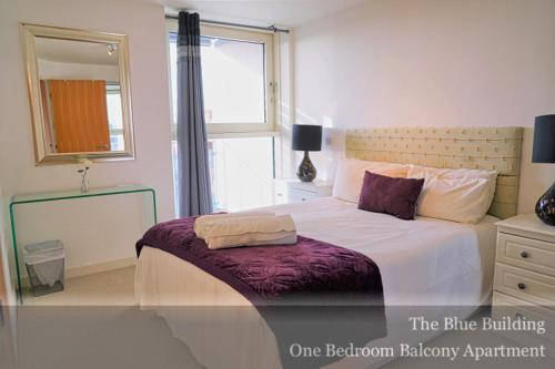 Gunwharf Quays Apartments - image 3