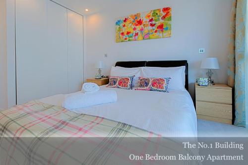 One-Bedroom Apartment with Balcony image 9