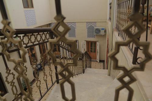 ESHONI PIR Boutique – Bukhara, DC