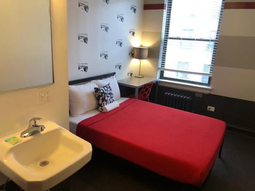 Deluxe Double Room with Half Bathroom