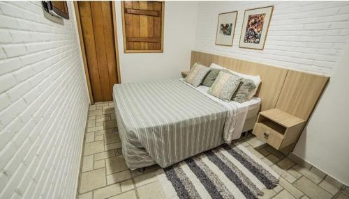 Double Room image 3