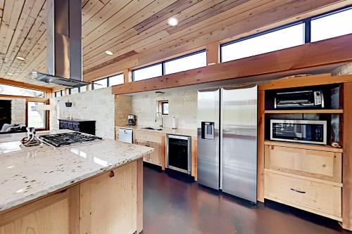 6605MUST home - image 5