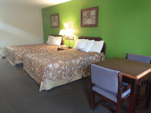 Double Room with Two Double Beds - Non-Smoking