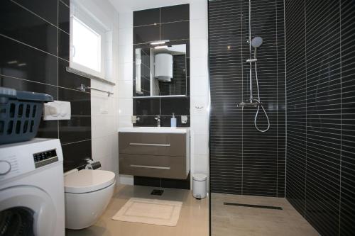 House Pink - main image