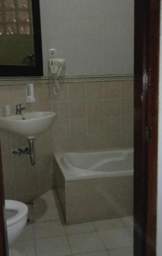 De Hill Villa – Bandung, KY