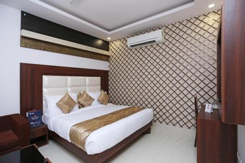 Room in Guest room - Hotel Arch - Near Aerocity New Delhi