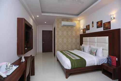 Room in Guest room - Hotel Arch - Exceptional double bedroom excellent location