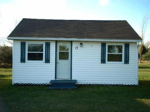 Summerside Motel & Cottages