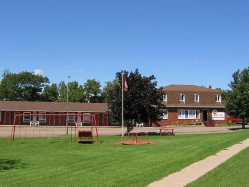 . Summerside Motel & Cottages