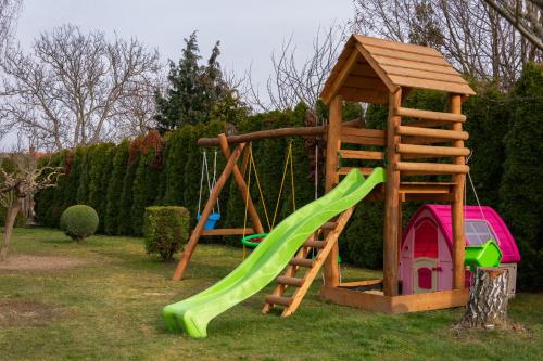 Playground, Silentium Garden Apartman Sarvar in Sarvar