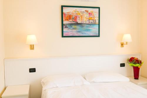 Rex Hotel Residence - image 12