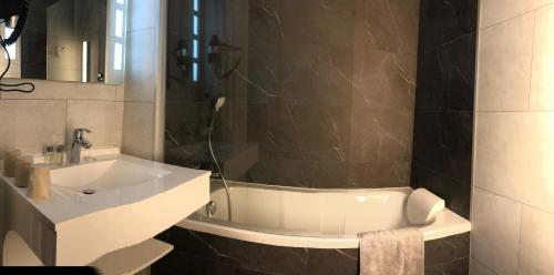 Cit'Hotel Atlantis - 화장실
