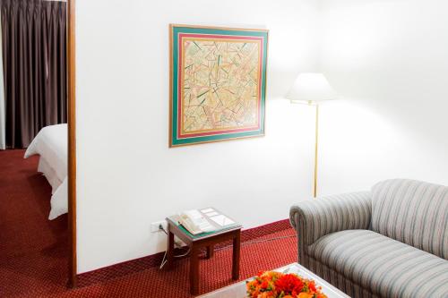 サンダーバード カレラ ホテル&カジノ