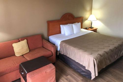 Quality Inn Near Joint Base Andrews-Washington Area