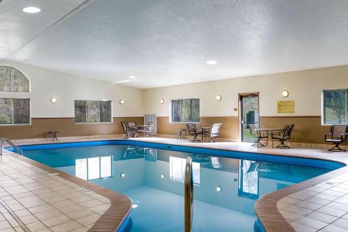 Comfort Inn And Suites - Custer