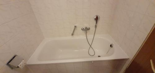 Bathroom, FeWo 'Am Leipziger Stadtrand' mit Tiefgarage in Markranstadt