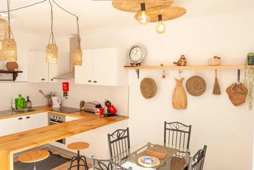 ห้องครัว, Candelária House (Candelaria House) in โรซาริโอ ลากัว