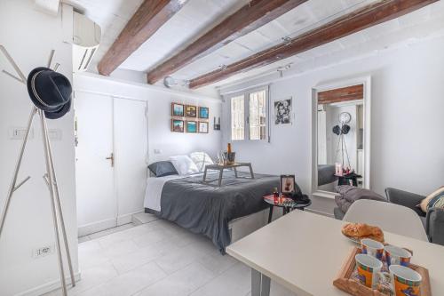 L'Antre de L'Amour Room Type - One-Bedroom Apartment
