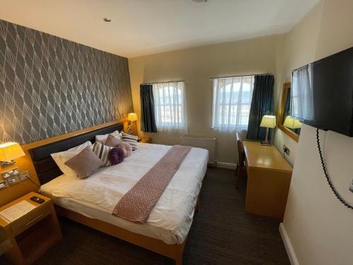 Iris Hotel Llandudno - image 14