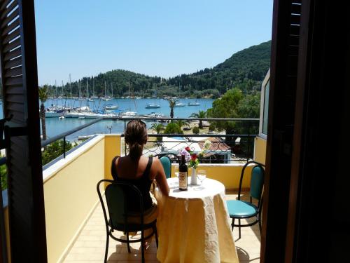 Oscar Hotel Lefkada Room Type - Quadruple Room with Sea View