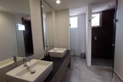 Departamento de lujo Gdl Zona Minerva, piso 8,excelente vista