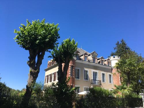 Le Château Aspet B&B - Accommodation - Aspet