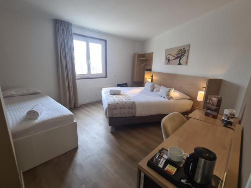 Hotel AUSTRIA Saint Etienne La Terrasse - image 4