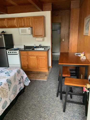 Curley's Resort & Dive Center in Port Angeles