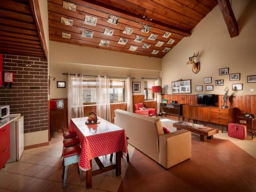  HAVANA VINTAGE Casas, Ferienwohnung in Santiago do Cacém