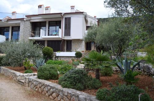 Apartments Palma & Pino