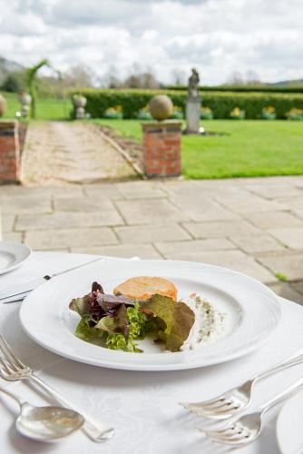 Dovecliff Hall Hotel - image 7