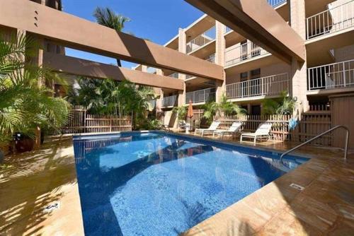 Kaleialoha 106 Ocean Front 1BD 1BA condo - image 3