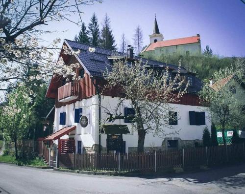 Holiday Home River Kupa in Turke
