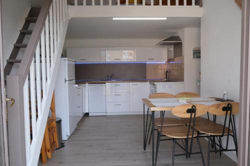 La Grande Bleue – Port Leucate, NY