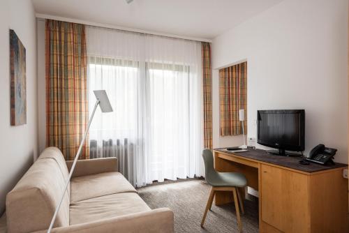 293679002 Hotel Lindenhof Hubmersberg