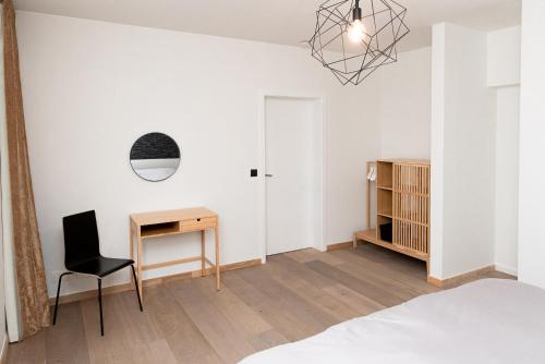 Boonuz guesthouse, luxe duplex vakantiehuis in centrum Ieper met privé lounge terras en IR sauna