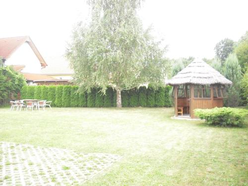 Szekrény Apartman - image 2