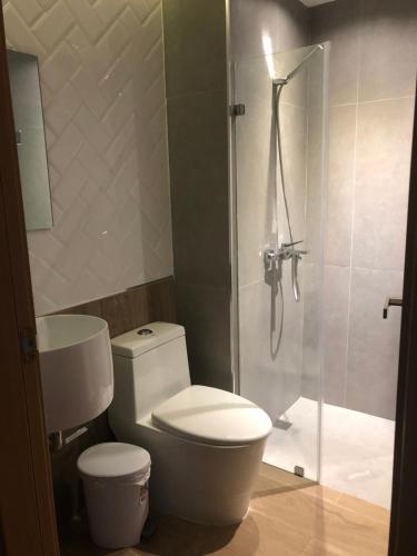 Studio Apartment with Sea View image 4