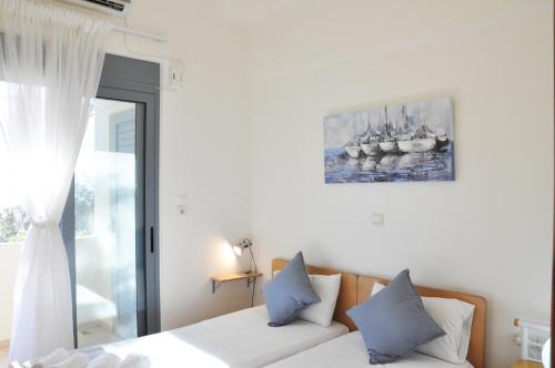  Villa Castellina & Emmanouela holiday apartment in Almyrida