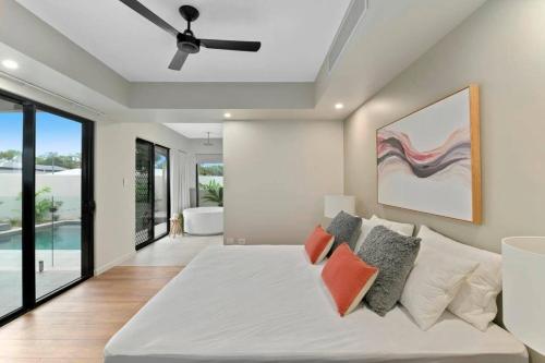 ESPRIT 30 LUXURY RETREAT
