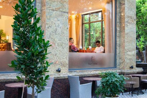 Restaurant, Mansion Park Hotel in Bien Hoa (Dong Nai)