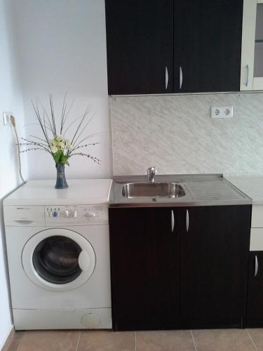 مطبخ, Morski Rai Apartments in بيالا