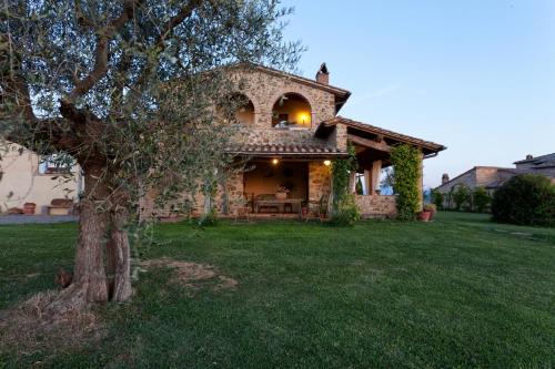 外觀, Agriturismo MONSOLE - Montalcino in 聖焦萬尼達索